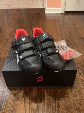 BNIB Peloton Black/White/Red Women's Cycling Shoes with Triple-Strap Closure